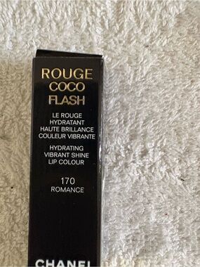 CHANEL Rouge Coco Flash Lip Colour 170 Romance -